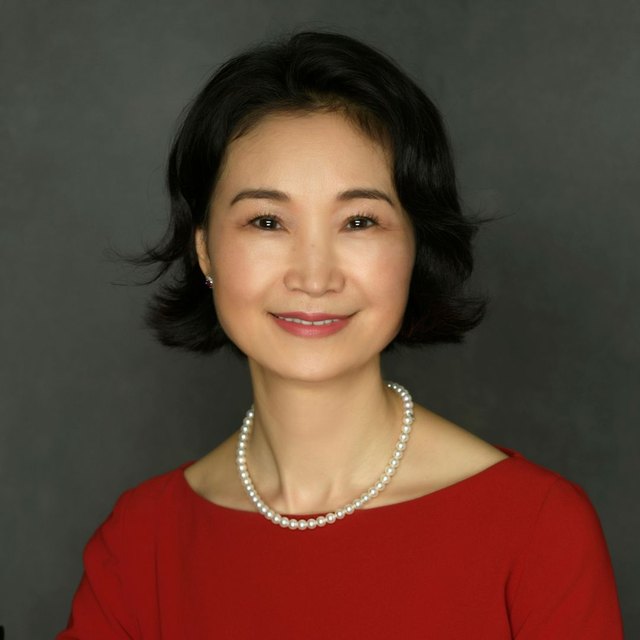 Michelle Wei, Governor